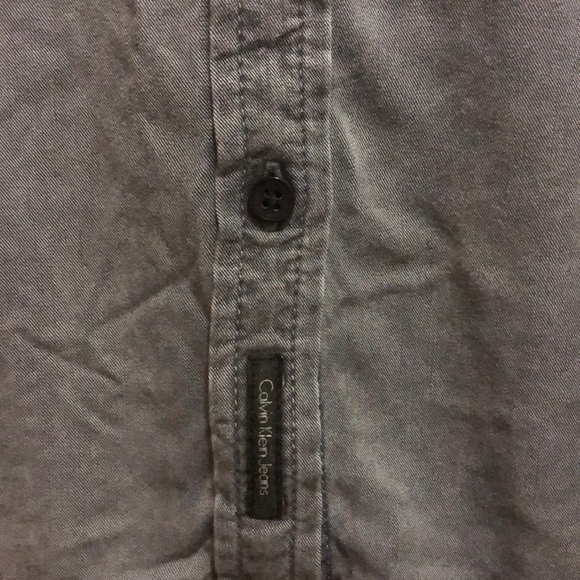 Calvin Klein dark gray button down top - Picture 3 of 3
